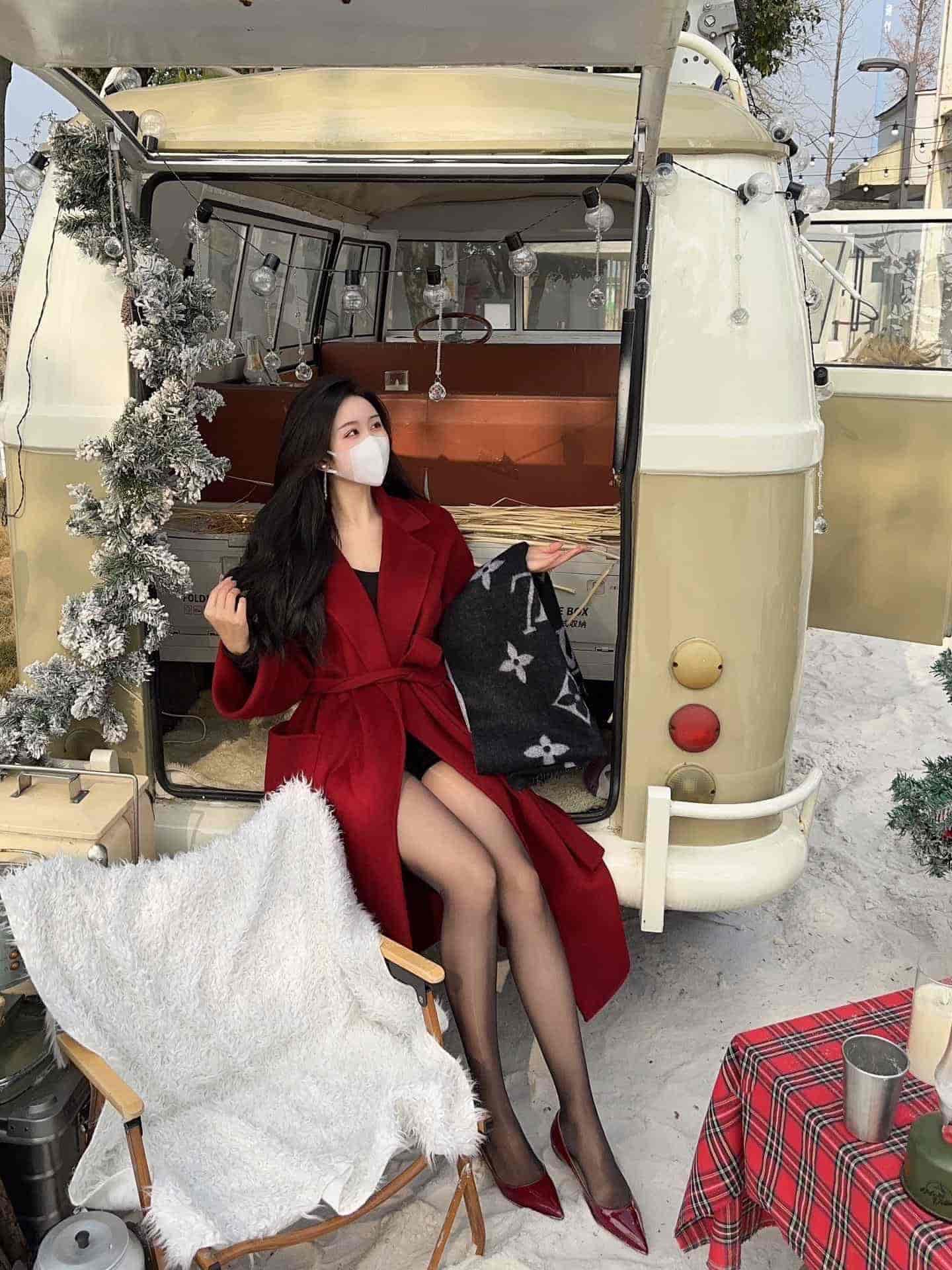 软妹小九九微博写真壁纸精选-ACGAI艺图