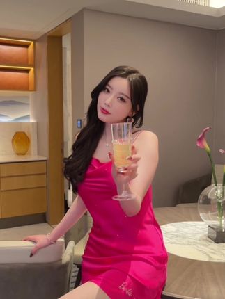 杨晨晨绝美写真合辑，绝美姿态倾城容颜-ACGAI艺图