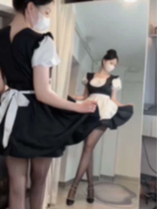唯一甜甜圈微密圈作品好看吗？（深度解析唯一甜甜圈的微密圈内容）-ACGAI艺图