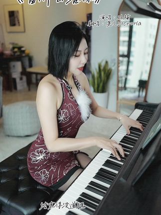 美女@果儿 Victoria，抖音网红的完美身材养成秘诀-ACGAI艺图