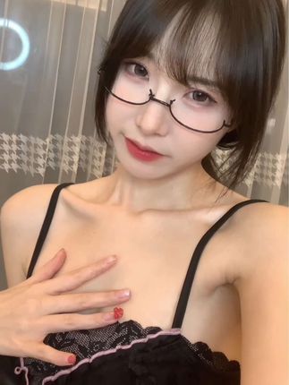 抖音智桃Lucky的维密圈资源合集，她的穿搭太吸睛了！-ACGAI艺图