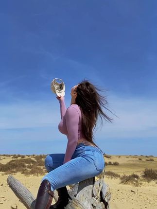 黄色裙装写真，MIYA微密圈夏季新作发布-ACGAI艺图