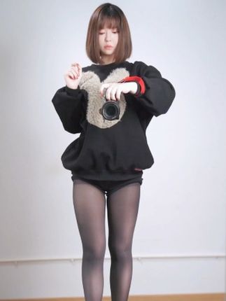动漫博主半半子cosplay写真合集下载，半半子写真高清全集打包下载-ACGAI艺图