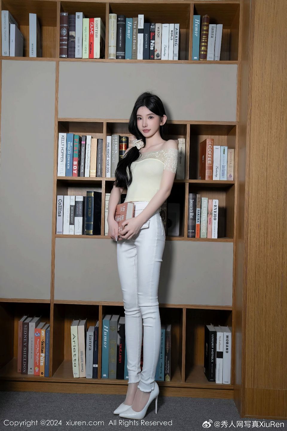 最新写真图集，宅男女神周于希Sally性感蕾丝写真-ACGAI艺图