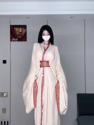 阿尔卑香小狗子微密圈作品，她的独特风格和魅力-ACGAI艺图