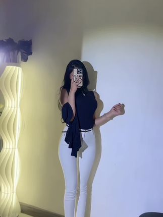 微密圈不露脸女神保守的妻子，保守的妻子真实身份曝光-ACGAI艺图