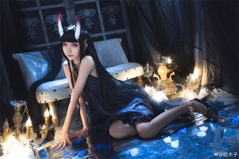 祖木子碧蓝航线能代，身穿晚礼服的高贵女王-ACGAI艺图