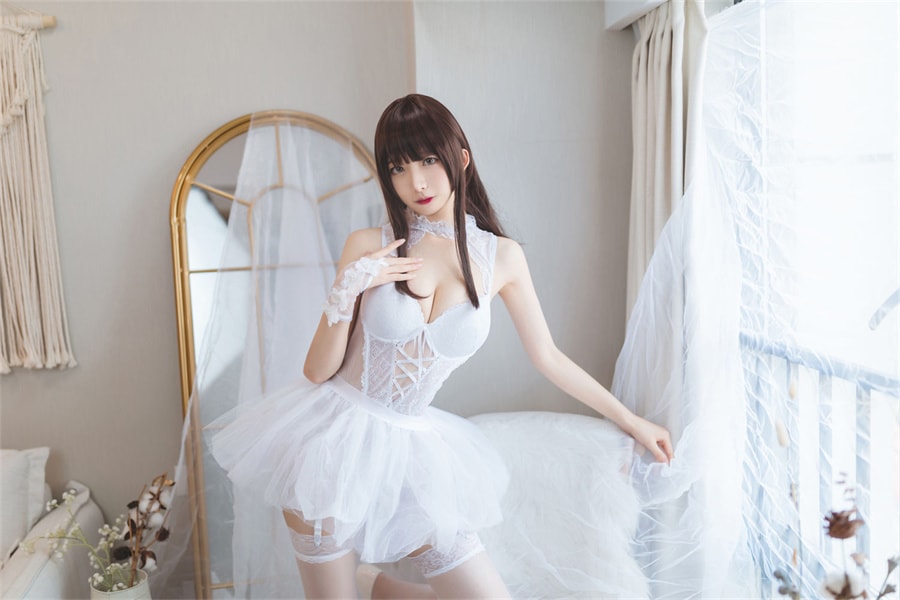 封疆疆v纯白婚纱照，如同艺术品的仙气少女-ACGAI艺图