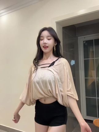 抖音智桃Lucky微密圈大揭秘，微密圈资源与时尚品味并存的智桃-ACGAI艺图