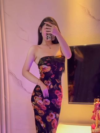 不爱笑的赛琳微密圈黑丝写真，渔网与时尚的完美结合-ACGAI艺图