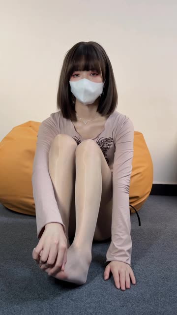 白龙猫女账号被封后去哪看她的作品？账号封禁后的白龙猫女作品获取指南-ACGAI艺图