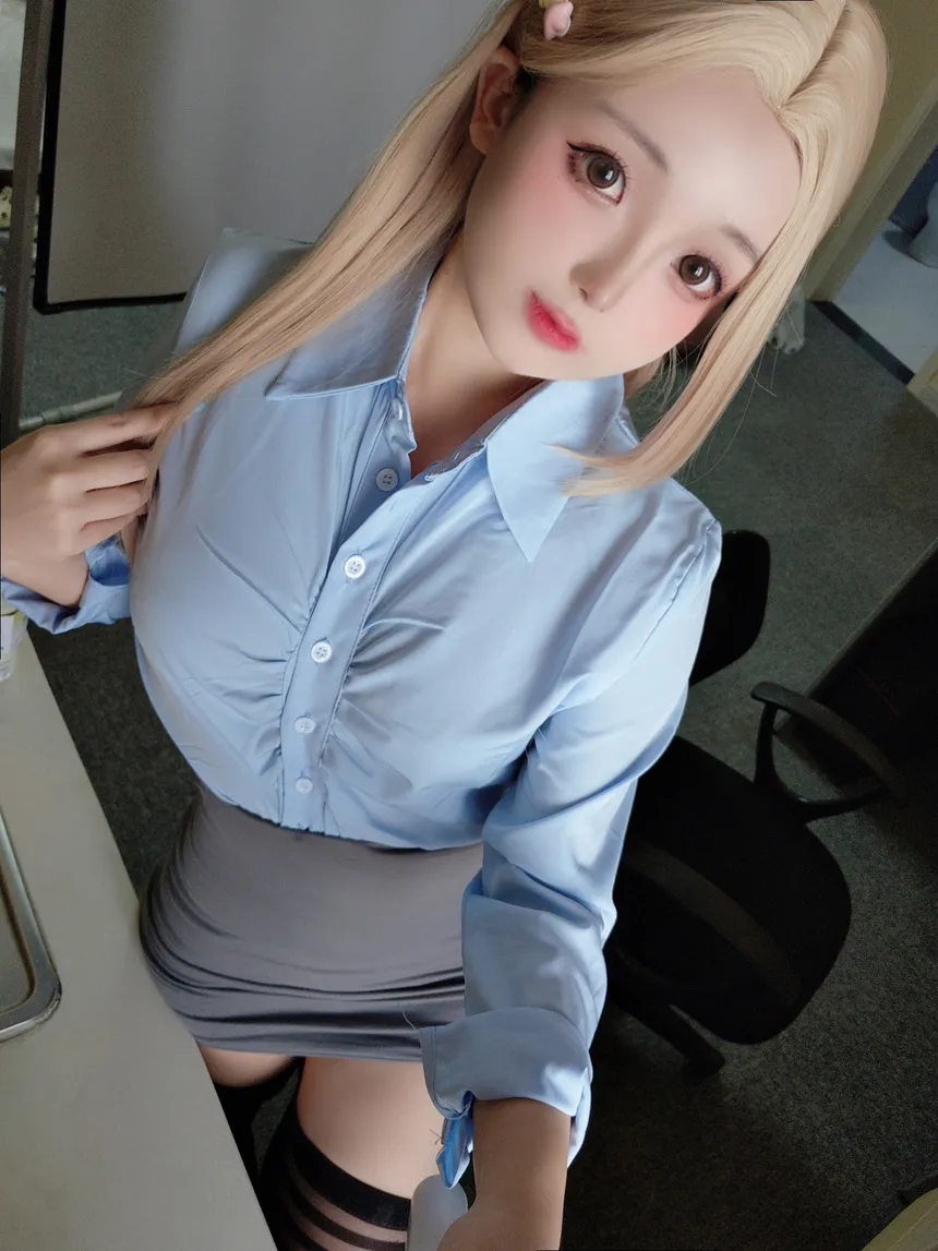 日奈娇 – 办公室 ，性感的办公装-ACGAI艺图