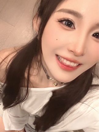 李嘉欣97@高品质健身女神，健身时尚博主的图片+视频合集-ACGAI艺图