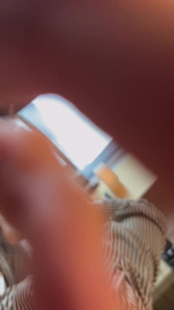 探讨抖音上的给乔买裙子微密圈视频梗，提供完整观看指南-ACGAI艺图