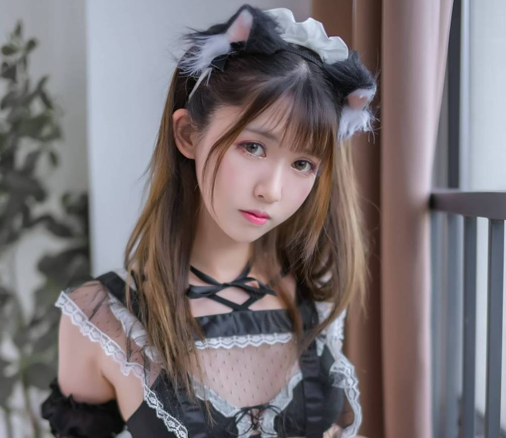 鳗鱼霏儿cos黑猫女仆图集作品介绍-ACGAI艺图