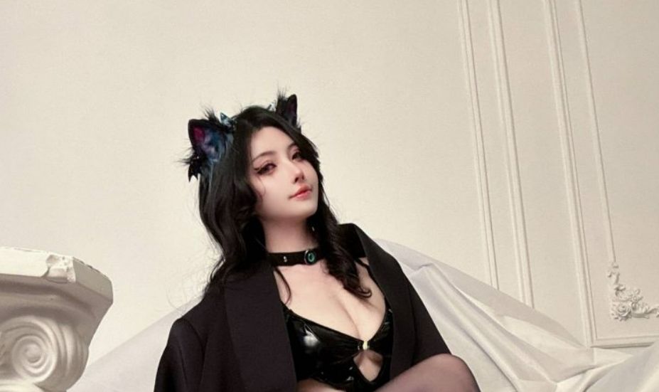 rioko凉凉子(肉扣热热子)cos万圣节·小恶魔猫耳图集作品-ACGAI艺图