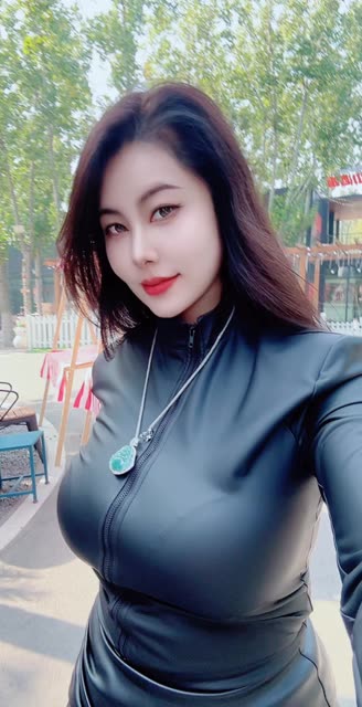 快手安妮朵朵早期作品集，网红成名前的经典视频-ACGAI艺图