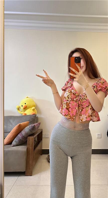 玫桃泡芙子是哪个网红？揭秘她的粉丝群体-ACGAI艺图