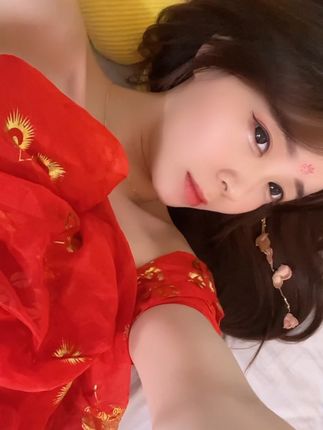 抖音七七仙女扭腰舞合集，全网最火的热舞视频-ACGAI艺图