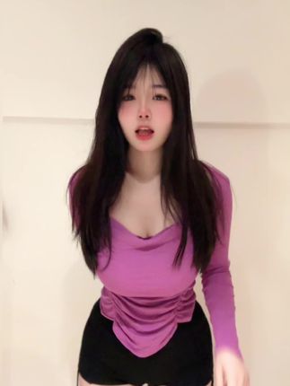 网易cc甜瓜瓜舞蹈至尊版视频，如何获取她的最新热舞作品？-ACGAI艺图