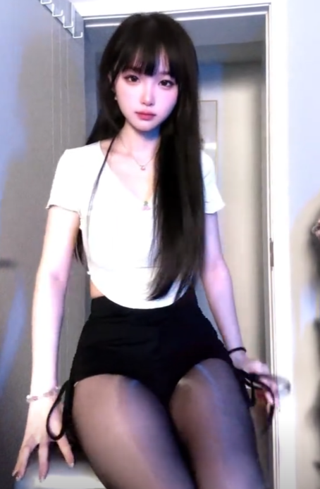 抖音李逍遥铁粉空间：性感女神，穿搭典范-ACGAI艺图