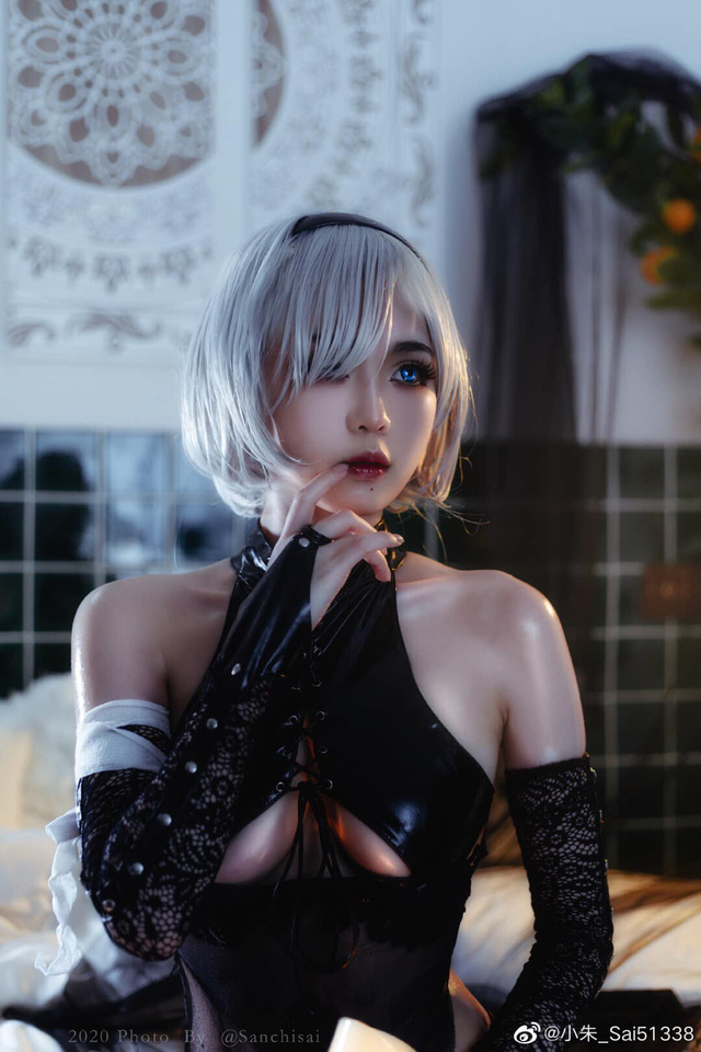 coser@小朱_Sai51338在《尼尔：机械纪元》 化身性感的2B-ACGAI艺图