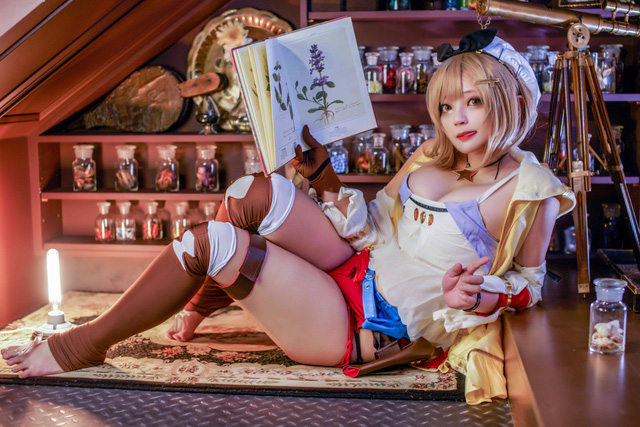 芥川AKU cos 作品 | coser@芥川AKU 演绎的美少女 Ryza-ACGAI艺图