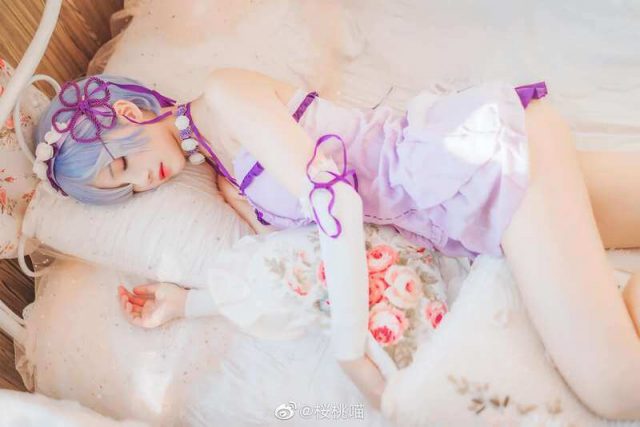 桜桃喵cos作品 | 桜桃喵在《Re：从零开始的异世界生活》cos蕾姆-ACGAI艺图