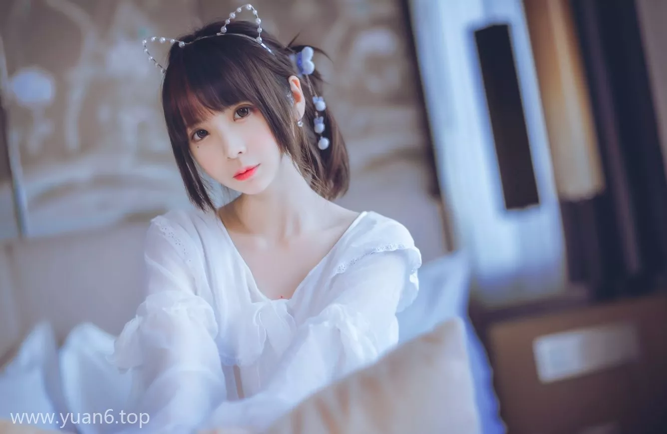 美图欣赏丨Coser疯猫ss-白色睡衣[24P-182MB]-ACGAI艺图