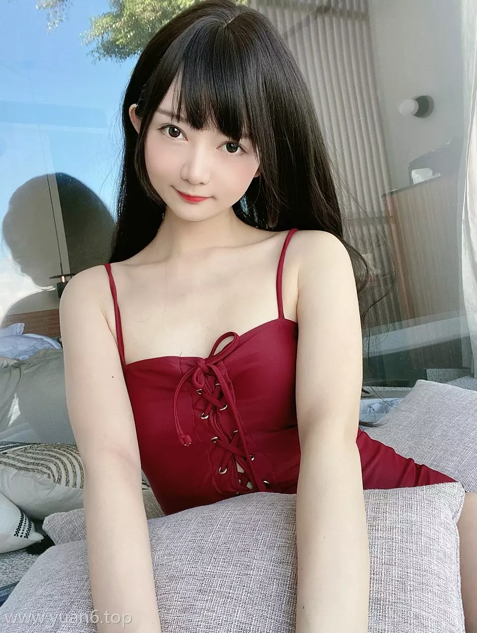 美图欣赏丨Coser_51酱-黑红泳装 [72P4V-390MB]-ACGAI艺图