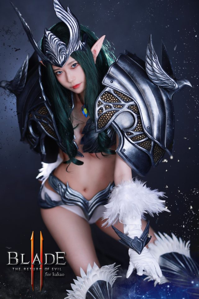 《刀锋战记II:邪恶回归》| Blade II cosplay：美丽的邪恶回归-ACGAI艺图