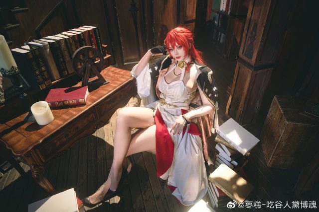 [崩坏：星穹铁道]枣糕-吃谷人黛博魂cos姬子，惊艳引爆社交媒体-ACGAI艺图