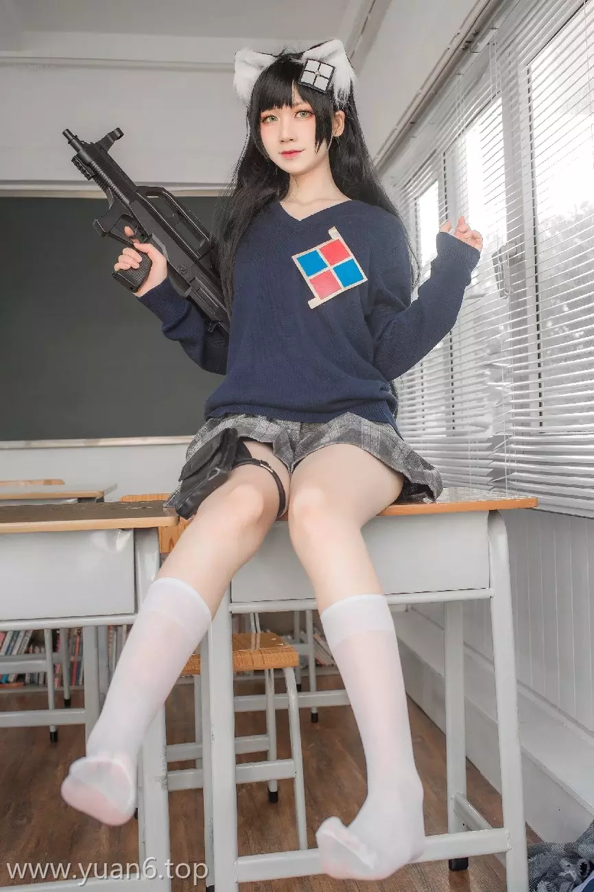 Coser_izumi泉桃子-纯白毕业季 [40P-189MB]-ACGAI艺图