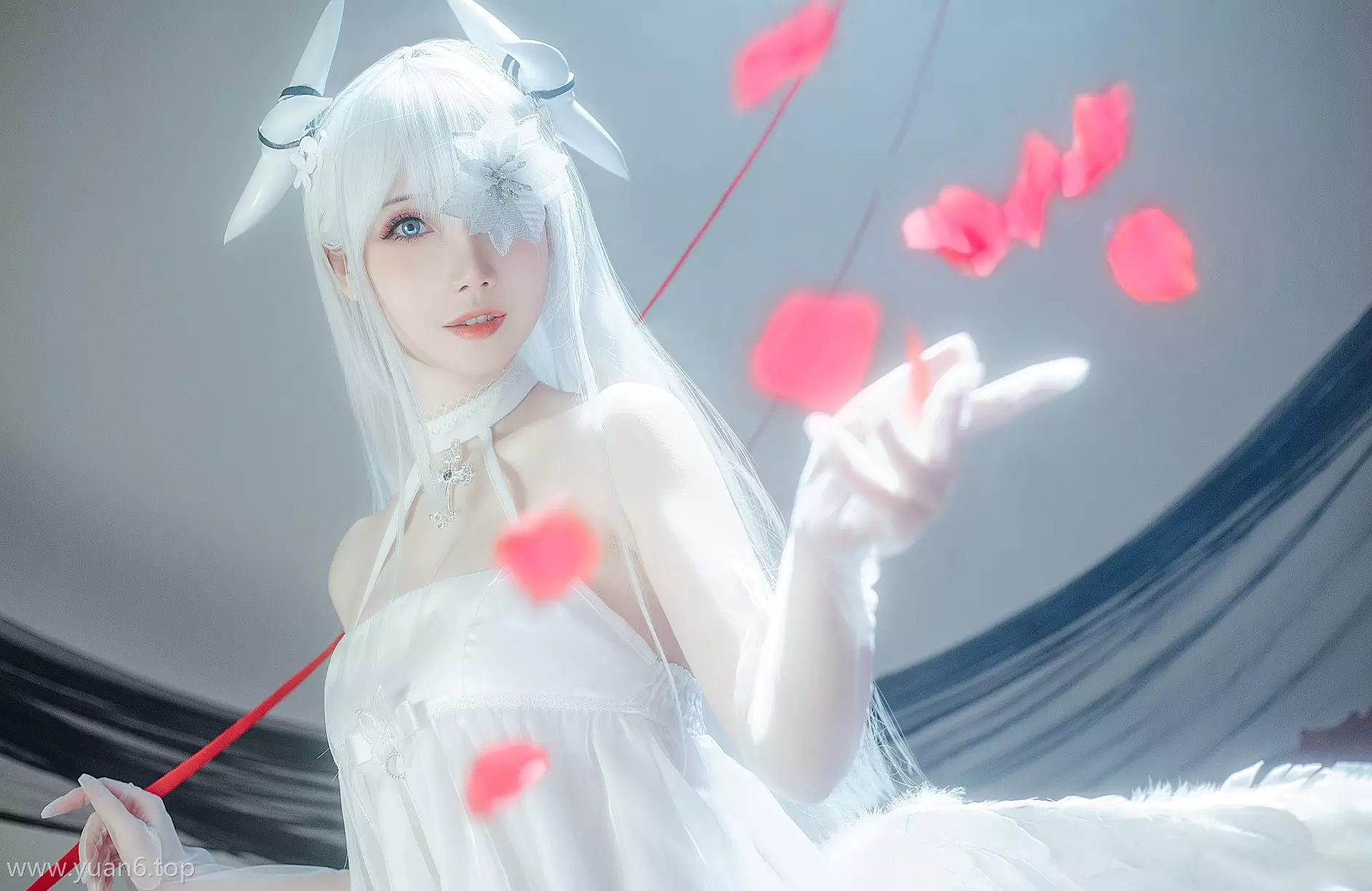 美图欣赏丨Coser_Tomoyo酱&焖焖碳-碧蓝航线-埃姆登双黑白夜之主[29P-328.1M]-ACGAI艺图