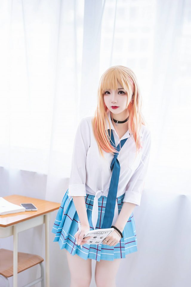 雪晴Astra喜多川海梦COS：演绎JK版二次元女神的性感与可爱-ACGAI艺图