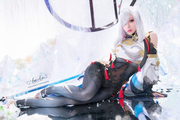 遗世独立的仙家弟子，原神申鹤cos(CN:雨波HaneAme)-ACGAI艺图