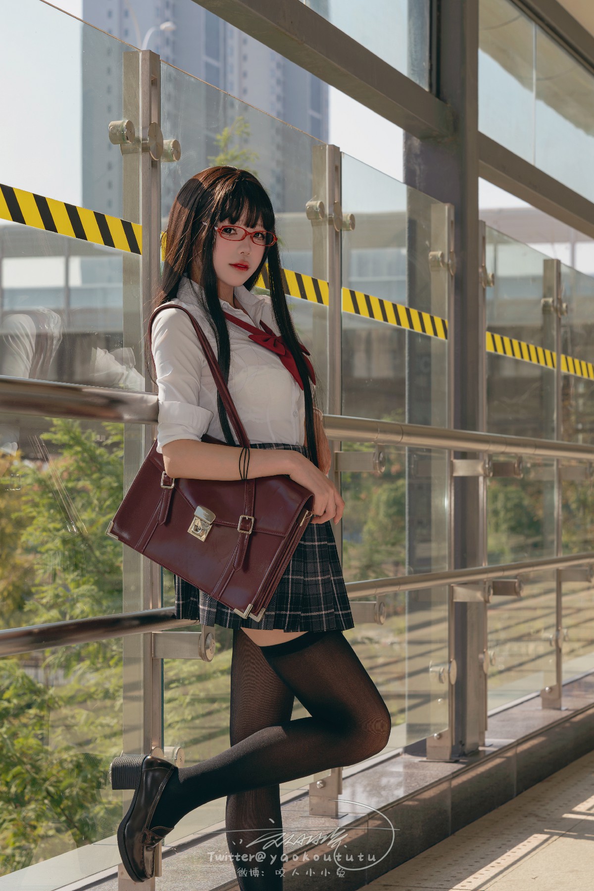 咬一口兔娘ovo（黏黏团子兔、咬人小小兔）摄影作品合集-ACGAI艺图