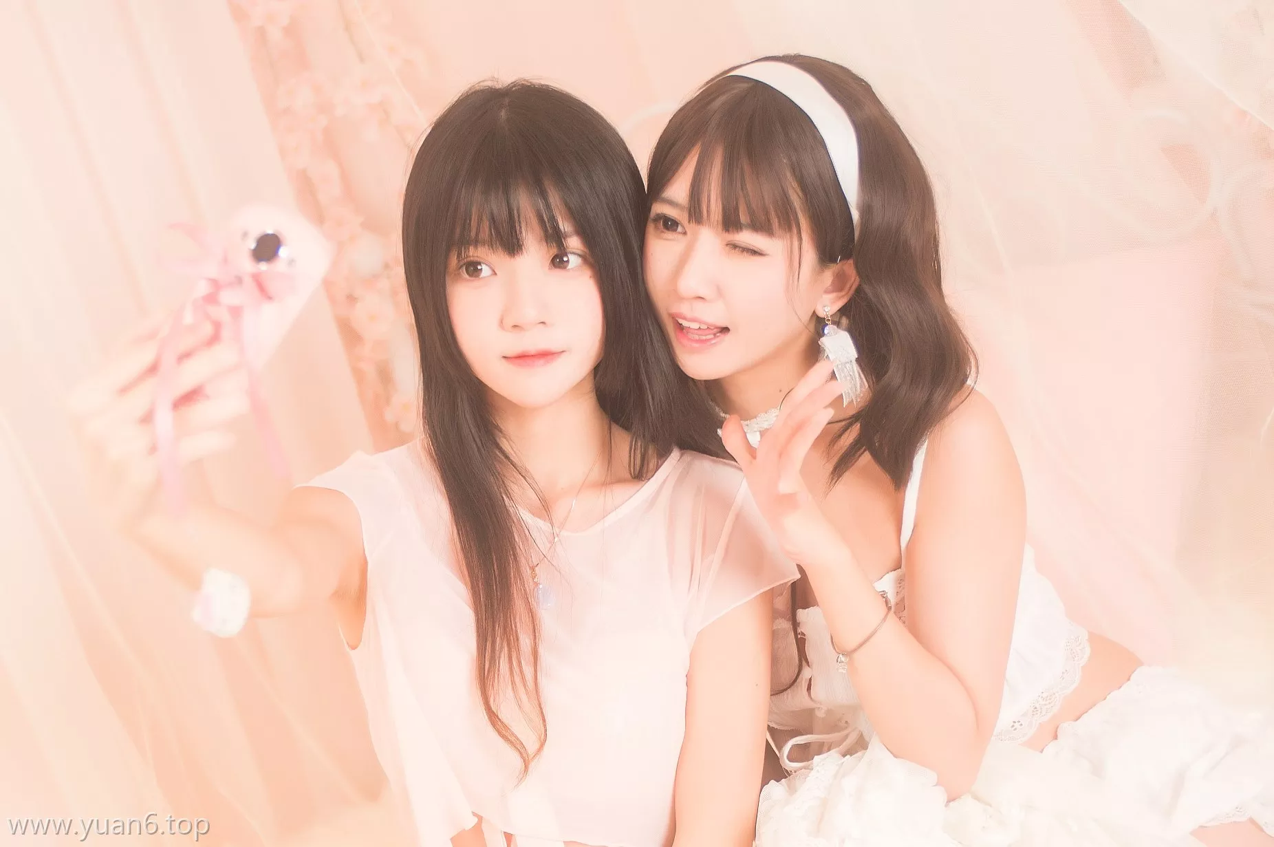美图欣赏丨Coser鳗鱼霏儿&桜桃喵-百合[20P-253MB]-ACGAI艺图