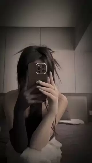 抖音网红陈佩奇资源获取攻略，获取她在抖音上的资源-ACGAI艺图