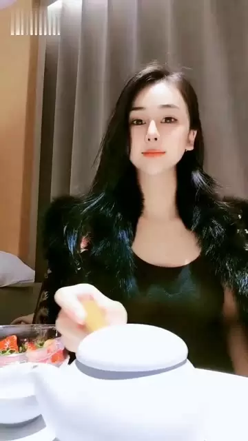 机智可爱肤白貌美的大兔兔的个人生活照，一起探索她的日常-ACGAI艺图