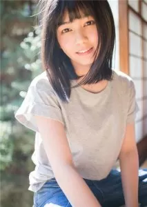 清新少女白鸟优菜：甜美外貌唤起学生时代的初恋回忆-ACGAI艺图