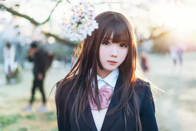 霜月shimo：绽放在春天的清新少女-ACGAI艺图