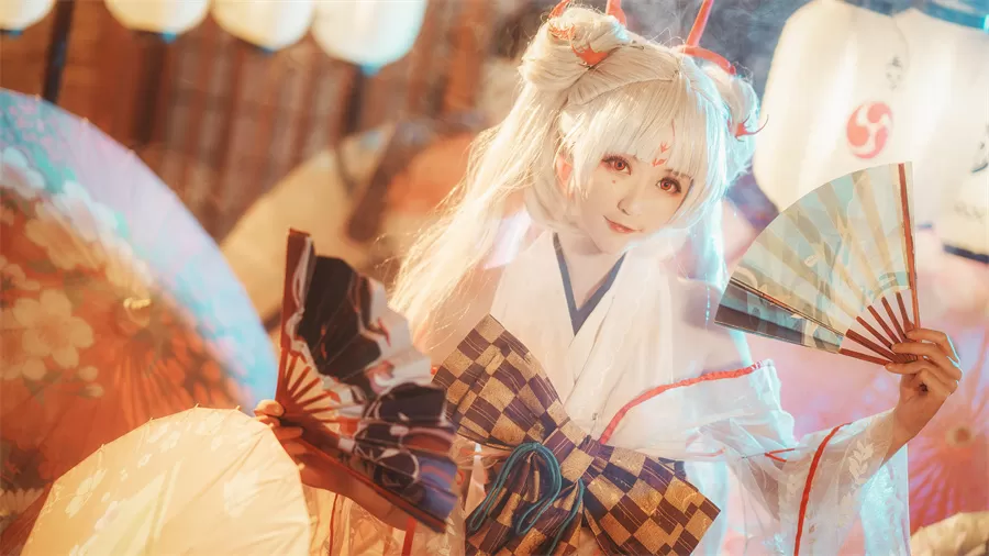 yui金鱼私生活曝光：婚姻与COSER之间的平衡-ACGAI艺图