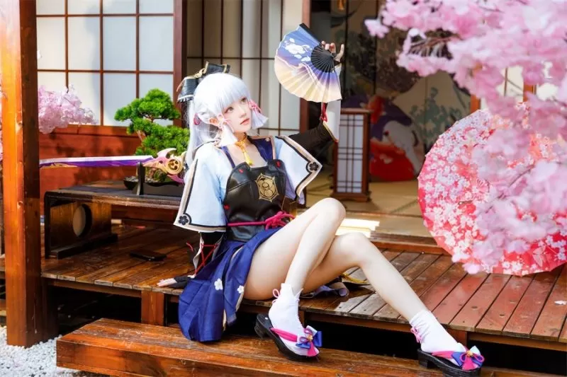 桜桃喵cosplay神里绫华，仙境中的小仙女降临现实！-ACGAI艺图