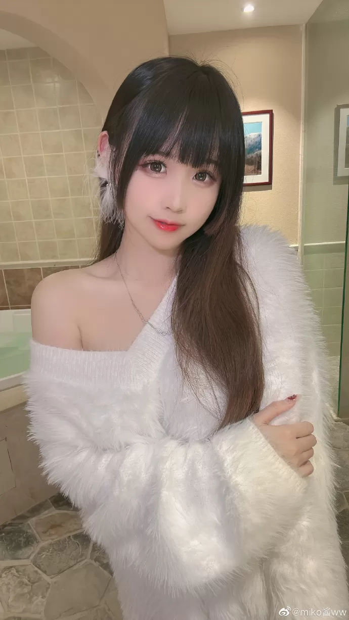 魅力无限：展开Miko酱ww的仙女般魅力之旅-ACGAI艺图