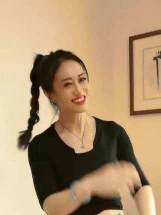 快手小阿姨王炸定制舞，让你的舞蹈成为焦点-ACGAI艺图