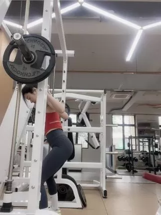 如何看待抖音网红小猫咪611微密圈资源，粉丝热议-ACGAI艺图