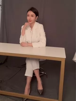 果儿Victoria生活哲学，可有可无的东西一律可无-ACGAI艺图