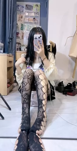 晚苏 susu，丰满胸部与纤细腰肢的完美结合-ACGAI艺图