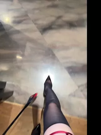 脸红Dearie健身日常分享，她的完美身材是如何练成的？-ACGAI艺图